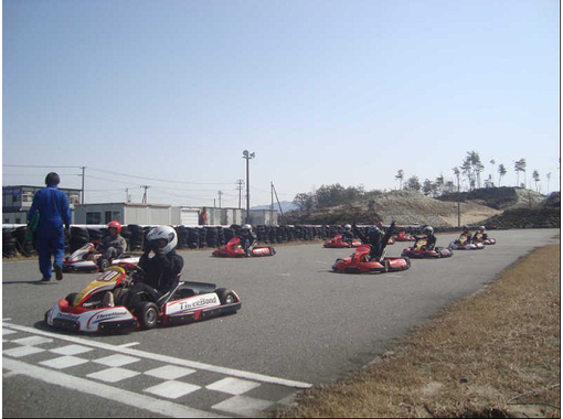 新潟 胎内 友達同士や職場の仲間と グループレンタルカート 1時間 5台 アクティビティジャパン 新潟 胎内 友達同士や職場の仲間と グループレンタルカート 1時間 5台 アクティビティジャパン