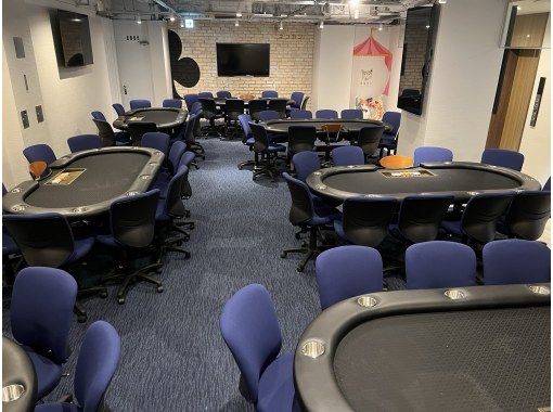 【東京・秋葉原】猫耳メイドと遊ぶ初心者ポーカー体験|レッスン+ドリンクバー付き 【東京・秋葉原】猫耳メイドと遊ぶ初心者ポーカー体験|レッスン+ドリンクバー付き