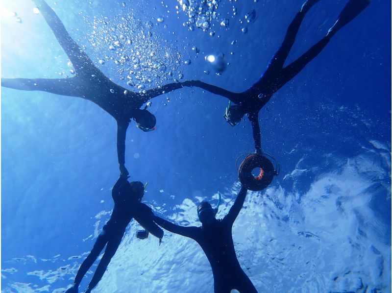 【鹿児島・奄美大島】「ボートシュノーケル」撮影した写真はその場でプレゼント！（シャワー・更衣室・タオル完備）の紹介画像