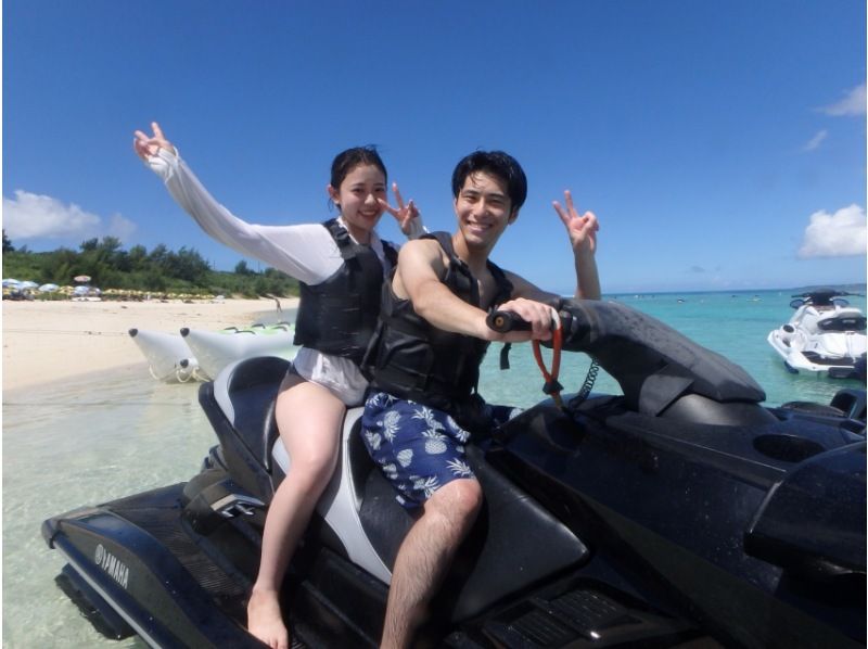 Okinawa, Minnajima [S Plan ◆ Boat snorkeling & 3 types of marine sports to choose from & swimming in the sea] Includes a round trip boat ticket to Minnajima & lunch & 1 parasol & photo shoot!!の紹介画像