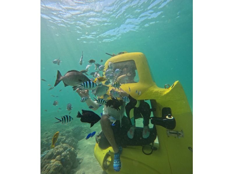 [Nago, Okinawa] Anyone from children to the elderly can easily dive! The latest marine activity "Diving Scooter" is right next to the Kouri Bridge!の紹介画像