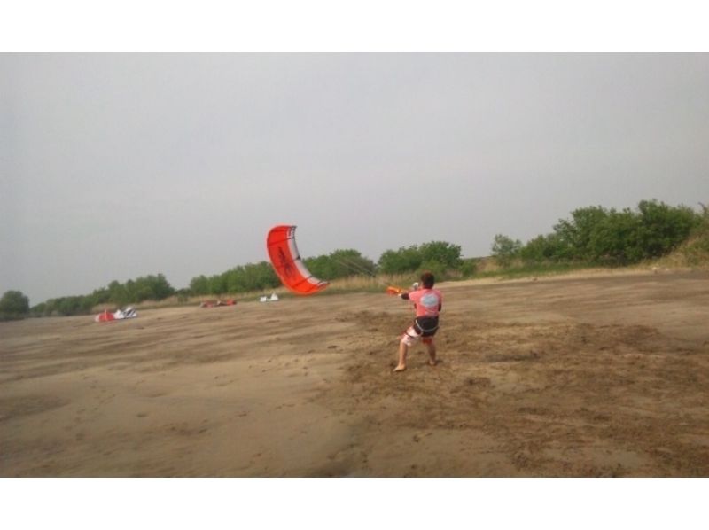 [Aichi ・ Kisogawa] Aimed kite boarder! Kite board experience A course (120 minutes)の紹介画像