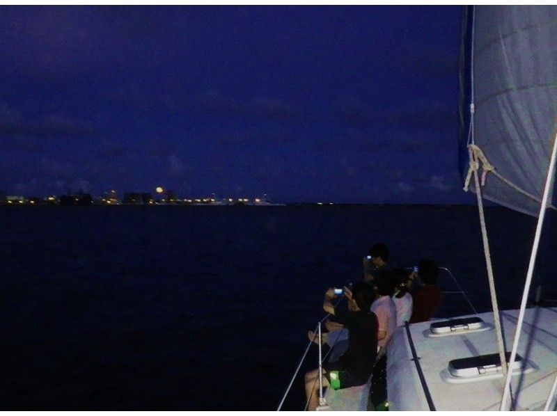 【 冲绳 ·石垣】让我们看看海上的星星吧！星光包船帆船套餐【2小时】の紹介画像