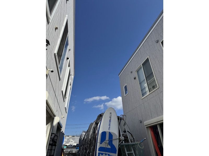 【湘南・逗子】春の初めてキャンペーン！初心者歓迎！SUP体験コース（初めての方向け）女性一人でも初めての方でも安心！【半日/1日】の紹介画像