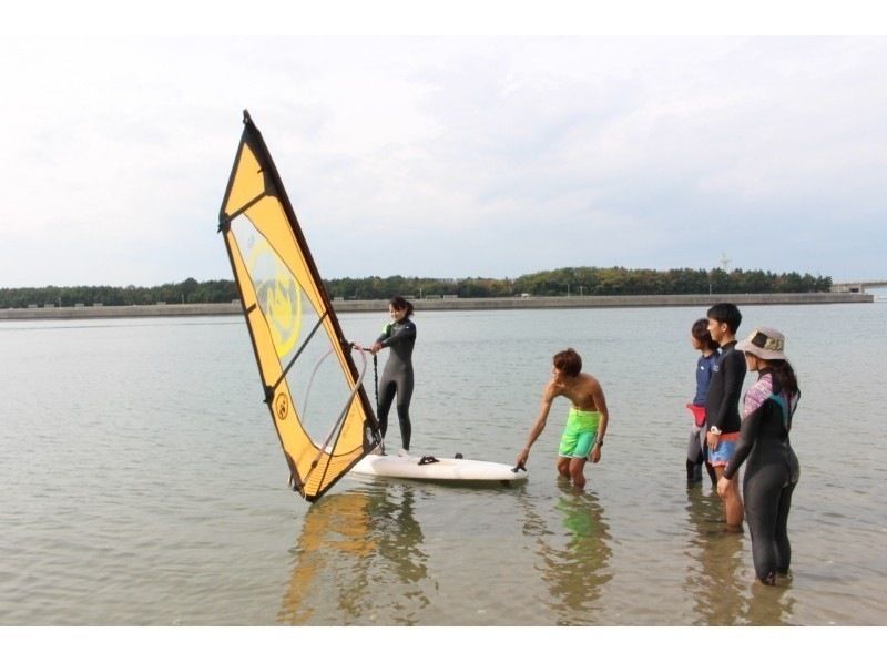【愛知・新舞子】ウインドサーフィン体験（2時間）初めての方大歓迎！最新機材・少人数！の紹介画像