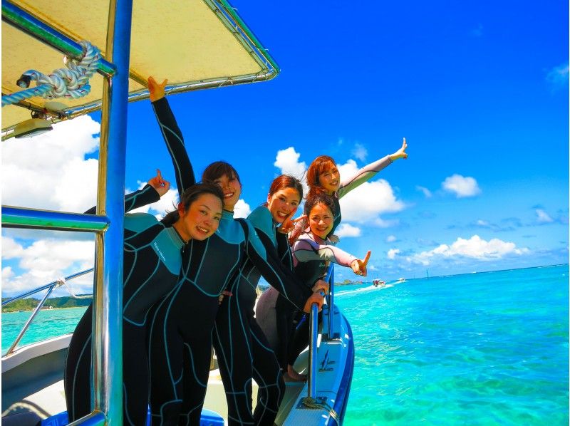 [Okinawa Blue Cave] Snorkeling and easy boat holding! Charter system ♪ ★ Satisfied with beautiful shop enhancement facilities (with photo and movie shooting service)の紹介画像