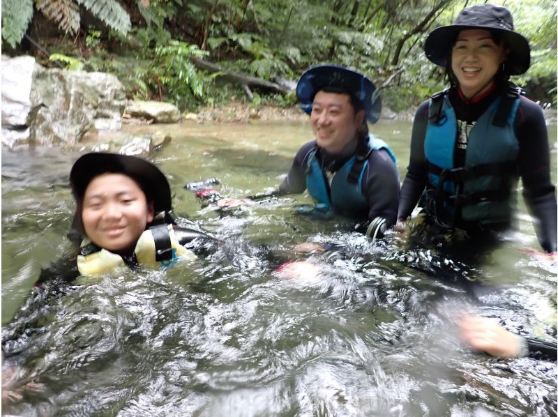 【預約1團】侏羅紀世界、山原森林、溪流徒步（適合幼兒）★內含照片和視頻の紹介画像