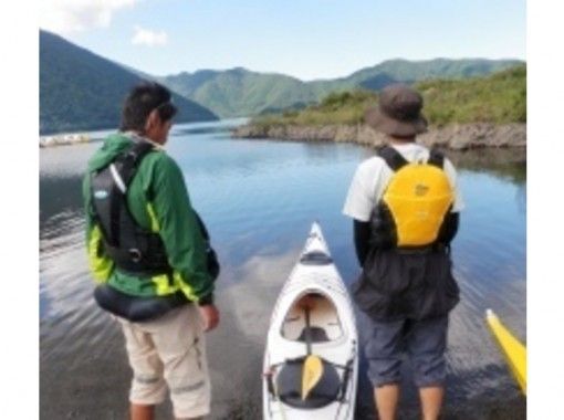 山梨 本栖湖 富士山を眺めながら優雅なひと時を カヤック体験 半日コース 地域共通クーポン利用可 アクティビティジャパン