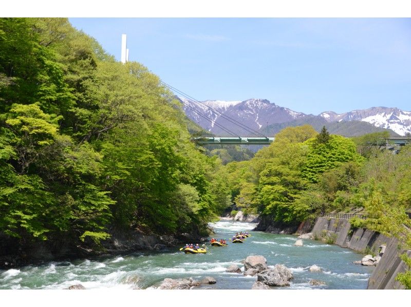 ＜ April-June ＞ [Gunma ・ Water】 With lunch ♪ thrilling Japan's leading torrent Rafting One day course!の紹介画像