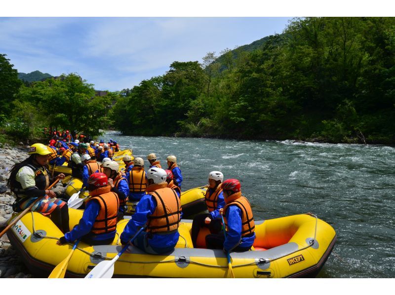 <Late April to June> [Minakami, Gunma] Lunch included! Thrilling 1-day Tone River rapids rafting course (^o^)丿の紹介画像
