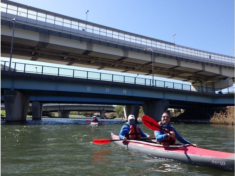 [Tokyo Kayaking] Morning kayaking time to forget the scorching heat! Tokyo Kayaking Tour ♪ Get out for a pleasant paddle before it gets too hot.の紹介画像