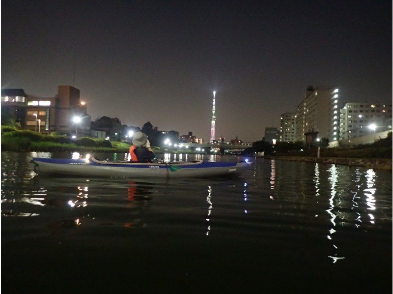 [Tokyo Kayaking] Spectacular views of the Skytree! Tokyo Night Kayaking Tour ♪ Welcome even for one person on weekdays! Recommended for solo female travelers.の紹介画像