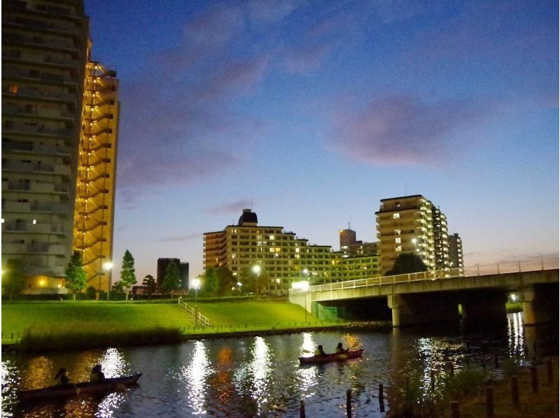 【東京 カヤック】夜景&times;スカイツリー。　東京ナイトカヤックツア　♪非日常空間でリフレッシュの紹介画像