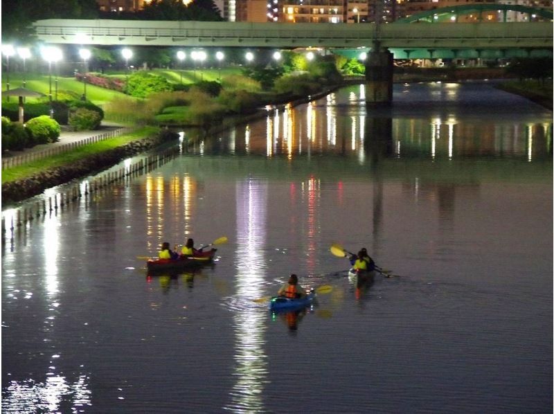 【東京 カヤック】夜景&times;スカイツリー。　東京ナイトカヤックツア　♪非日常空間でリフレッシュの紹介画像