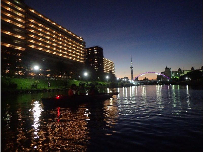 An extraordinary experience in Tokyo! Tokyo night view kayak tour [canoe] ♪ A local guide will guide you.の紹介画像