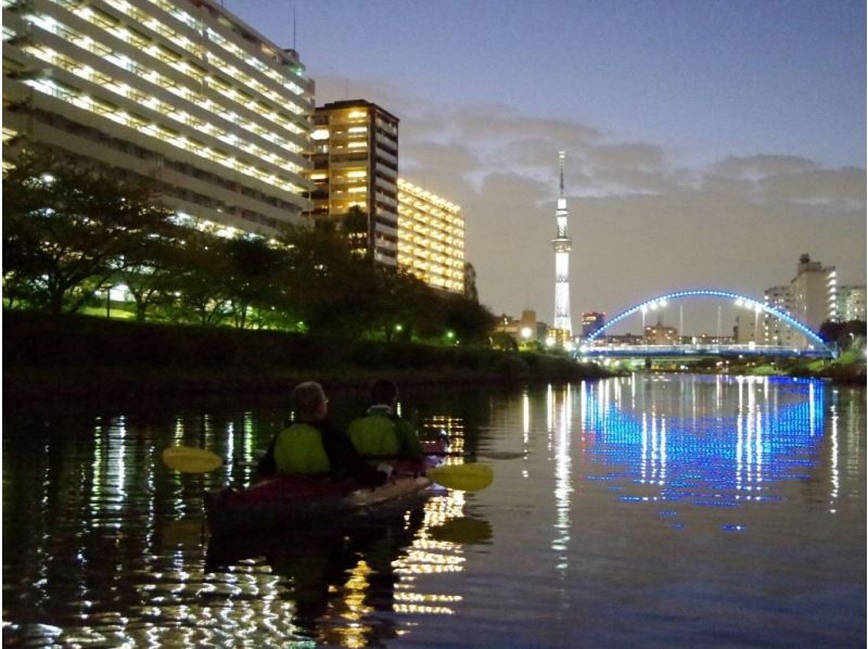 【東京 カヤック】夜景&times;スカイツリー。　東京ナイトカヤックツア　♪非日常空間でリフレッシュの紹介画像