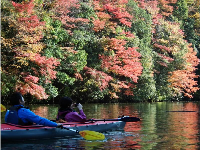 [Chiba, Kimitsu] Half-day canoe tour at Lake Kameyama (weekdays only), Spectacular autumn view! 