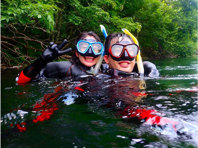 [Hokkaido Lake Shikotsu] National Park Snorkel Tour (Spring / Summer / Autumn) Participation from elementary school students OK / Tour photo giftの紹介画像