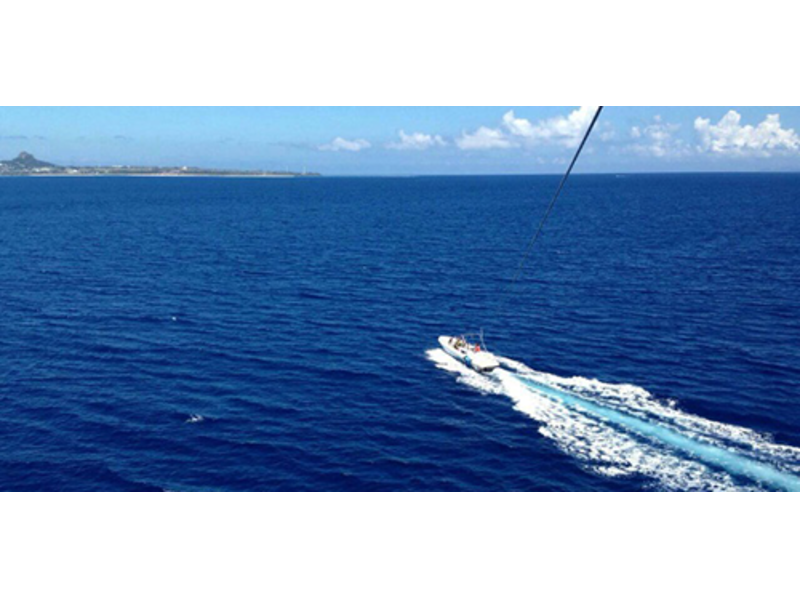 【 冲绳 ·宜野湾】 海上拖伞体验计划の紹介画像