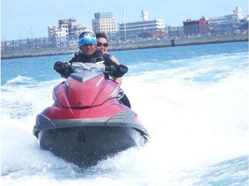 [Okinawa Ginowan] banana boat, Marble, biscuits, experience jet skiing 1 hour play unlimited!の紹介画像