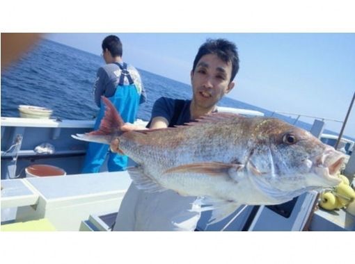 [Shonan / Kamakura / half day] 2 minutes near the station ♪ Empty-handed OK ♪ You can catch various kinds of fish! Gomoku fishing experience on a shared boat-Beginners, women and children welcome! Horse mackerel, Thai, Inada, etc.の紹介画像