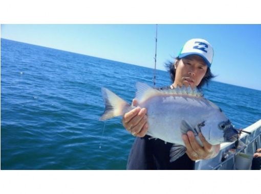 [Shonan / Kamakura / half day] 2 minutes near the station ♪ Empty-handed OK ♪ You can catch various kinds of fish! Gomoku fishing experience on a shared boat-Beginners, women and children welcome! Horse mackerel, Thai, Inada, etc.の紹介画像