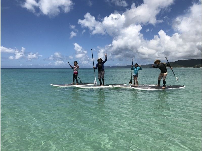 【沖縄北部・オクマ】初めてのサップ(SUP)・スタンドアップパドルボード体験の紹介画像