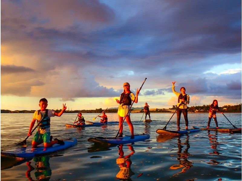 [Okinawa, Onna Village] Fantastic sunset SUP cruising and memories to look great on social media (take beautiful photos and videos with a professional camera / beginners welcome)の紹介画像