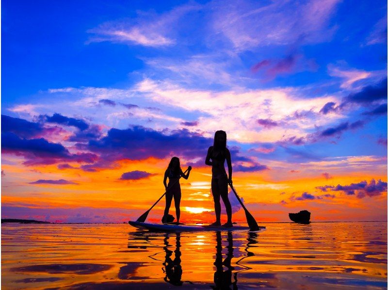 [Okinawa, Onna Village] Fantastic sunset SUP cruising and memories to look great on social media (take beautiful photos and videos with a professional camera / beginners welcome)の紹介画像