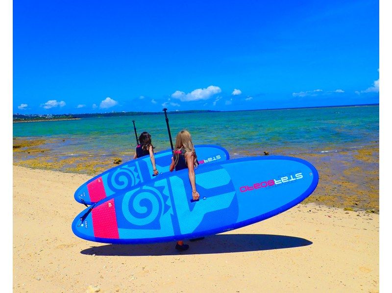 [Okinawa, Onna Village] SUP experience cruising tour "Easy SUP experience" Even beginners can feel at ease. (High-resolution photos and video data are free / Amenities for women are provided)の紹介画像