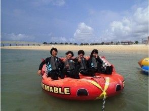 プランの魅力 Big marble towed by a boat の画像