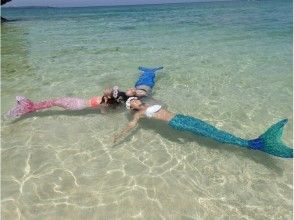 プランの魅力 漂浮在水面上拍照 の画像