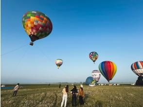 プランの魅力 Many balloons fly on weekends の画像