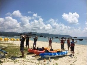 プランの魅力 [Family / friend support] Sea kayaking experience & snorkeling course の画像