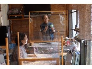プランの魅力 説明時、他のグループごとに飛沫防止ガードを設置 の画像