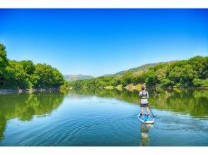 プランの魅力 您可以在美麗的河流和山脈風光中享受SUP！ の画像