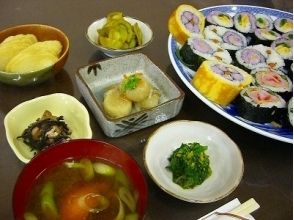 プランの魅力 Lunch time with side dishes made of thick rolled sushi that was finished の画像