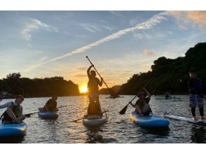 プランの魅力 仲間と一緒に沖縄の夕景ショットを！ の画像