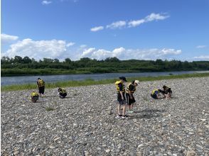 プランの魅力 広い河原から黒くキラキラ光る黒曜石を探してみましょう の画像