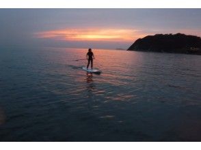 プランの魅力 幻想的な日没直後の海 の画像