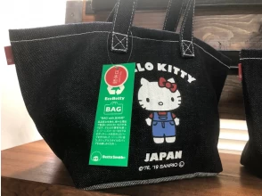 プランの魅力 Hello Kitty x Eco Betty collaboration denim goods "Lunch Tote ¥ 2,900 (excluding tax)" の画像