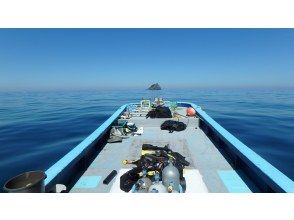 プランの魅力 専用ボートは広々の14名定員 の画像