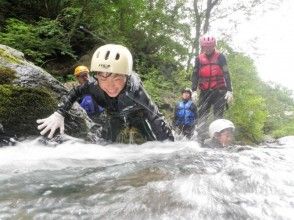 プランの魅力 水遊びをして体が慣れたら沢登り！子供たちもイキイキ！ の画像