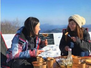 プランの魅力 Homemade maple syrup and pancakes on the snow are exceptional の画像