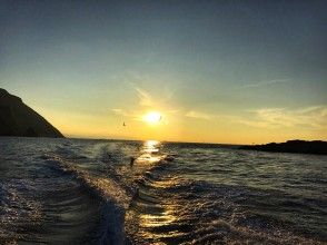 プランの魅力 เที่ยวบินล่องเรือชมพระอาทิตย์ตก ออกเดินทาง! の画像