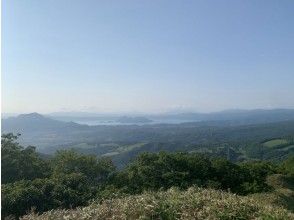 プランの魅力 A panoramic view of the spectacular view from the mountaintop の画像