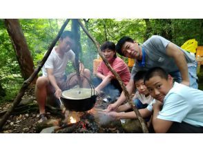 プランの魅力 夕食は、焚き火に鍋 の画像