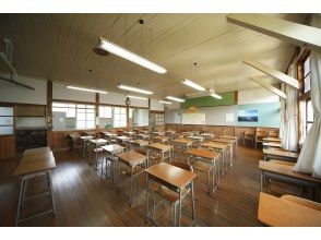 プランの魅力 Wooden school building classroom の画像