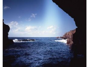 プランの魅力 洞窟から見た海 の画像