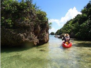 プランの魅力 Canoe sightseeing in Kabira Bay の画像